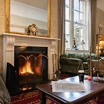 Manor Hotell 4*