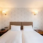 Manor Ξενοδοχείο 4*