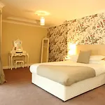 Manor Hotell 4*