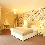 Manor Ξενοδοχείο 4*