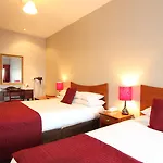 Manor Hotel