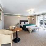 Manor Ξενοδοχείο 4*