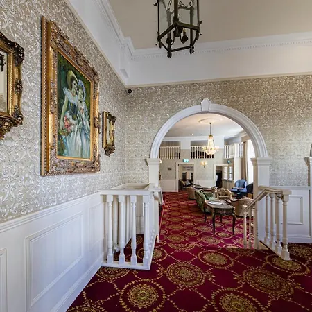 Ballina Manor