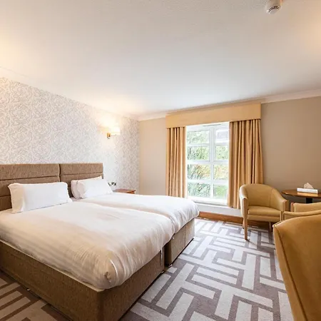 Manor Hotel 4*