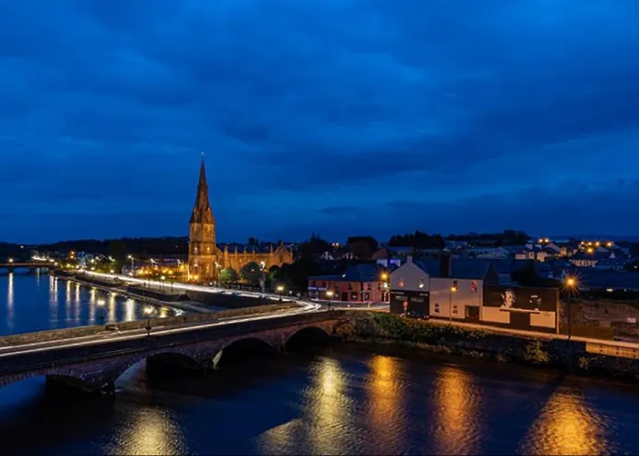 Manor Hotell Ballina (Mayo)